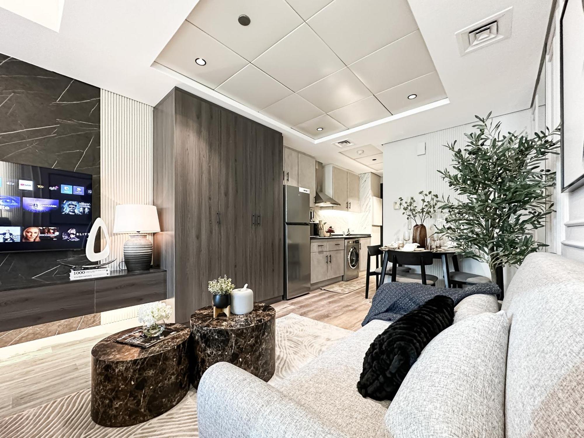 Apartment Trophy- Radiant Retreat In Jlt With Skyline View Dubai