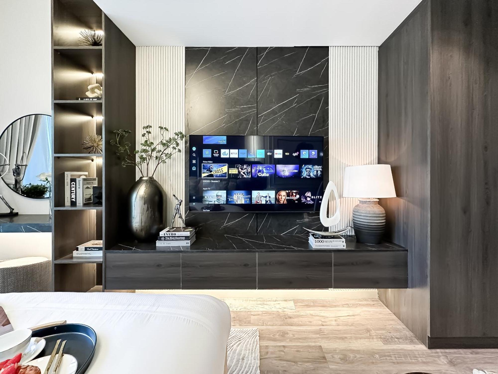 Trophy- Radiant Retreat In Jlt With Skyline View Apartment
