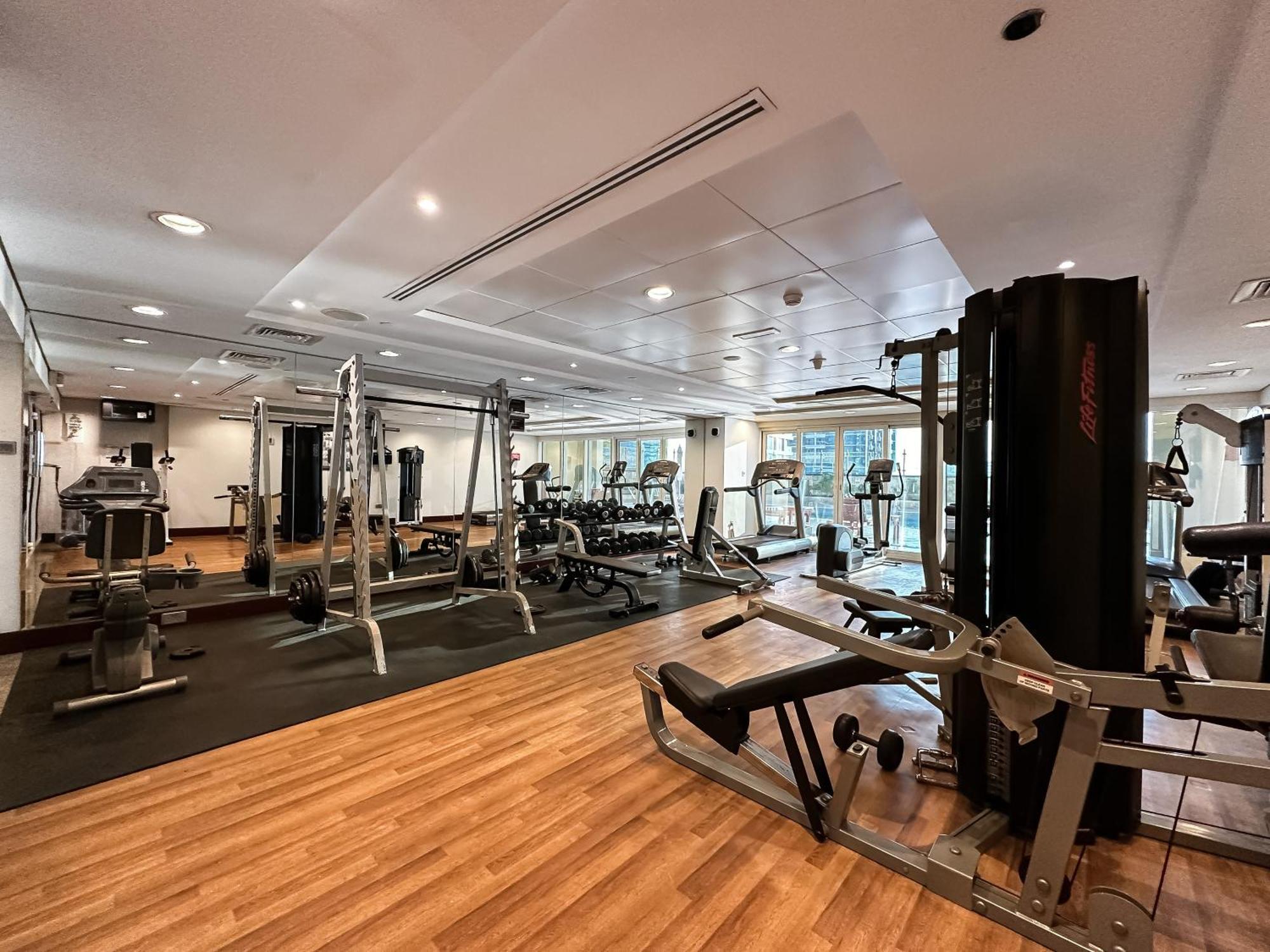 Trophy- Radiant Retreat In Jlt With Skyline View