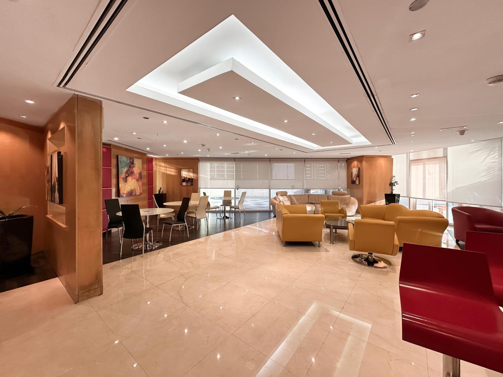 Apartment Trophy- Radiant Retreat In Jlt With Skyline View Dubai