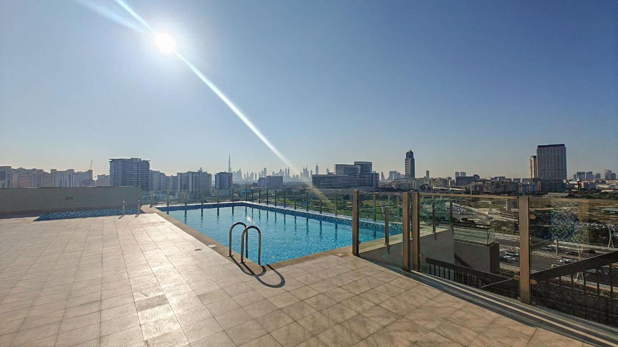 1 Bed Flat That Sleeps 4 In Al Jaddaf
