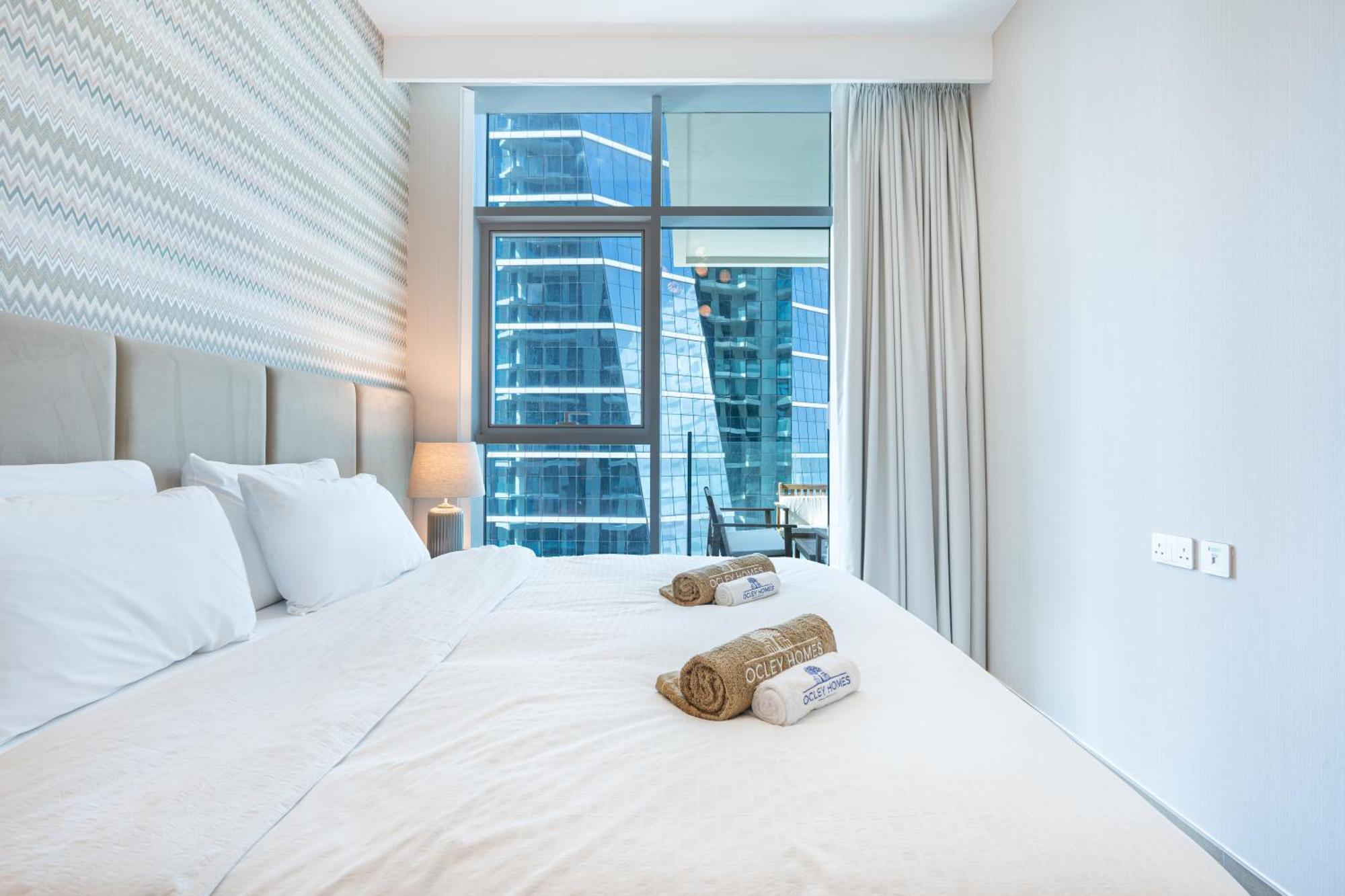 Elegantly Furnished Missoni With Canal Views Dubai