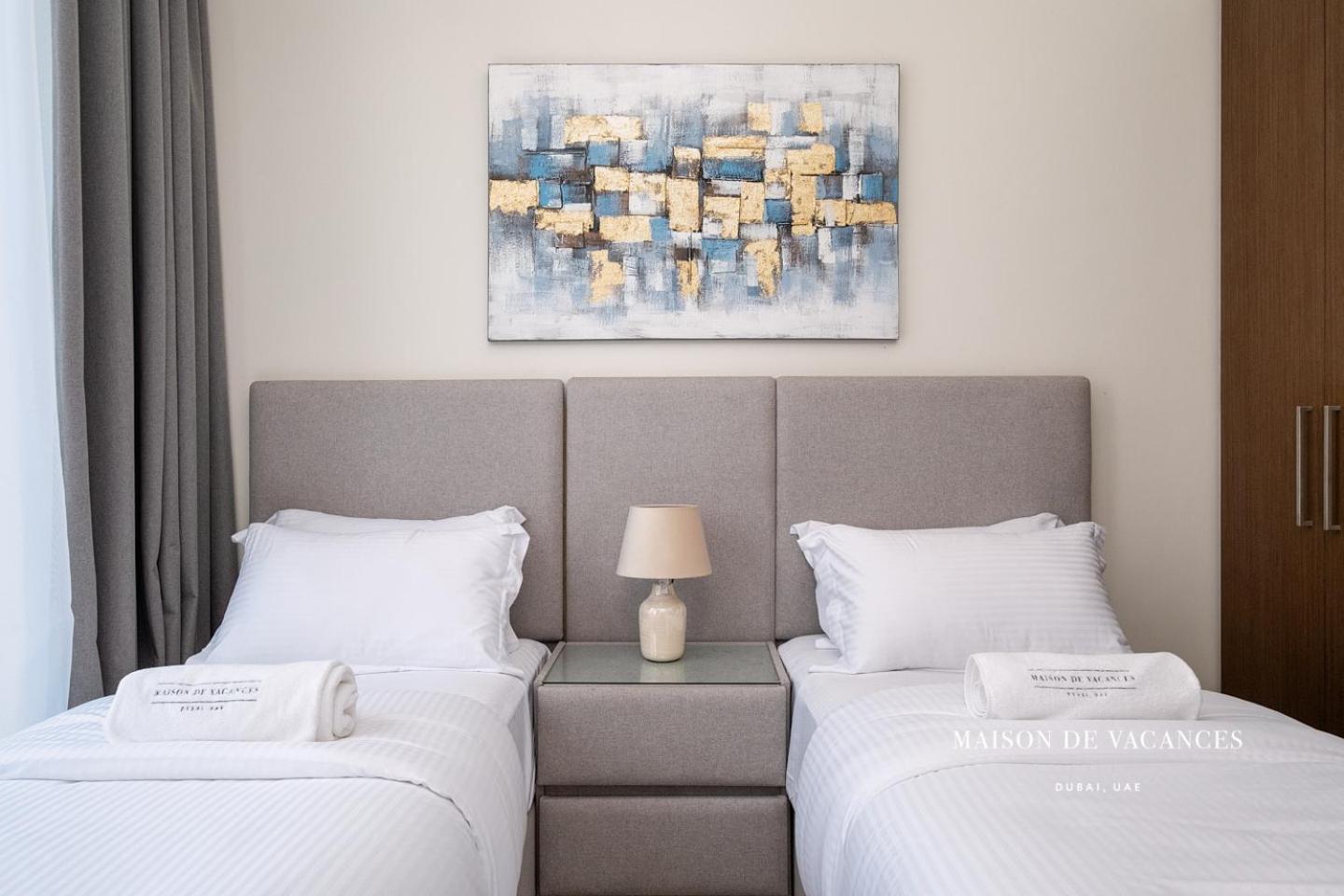 Three Bedroom In Downtown With Burj Khalifa View