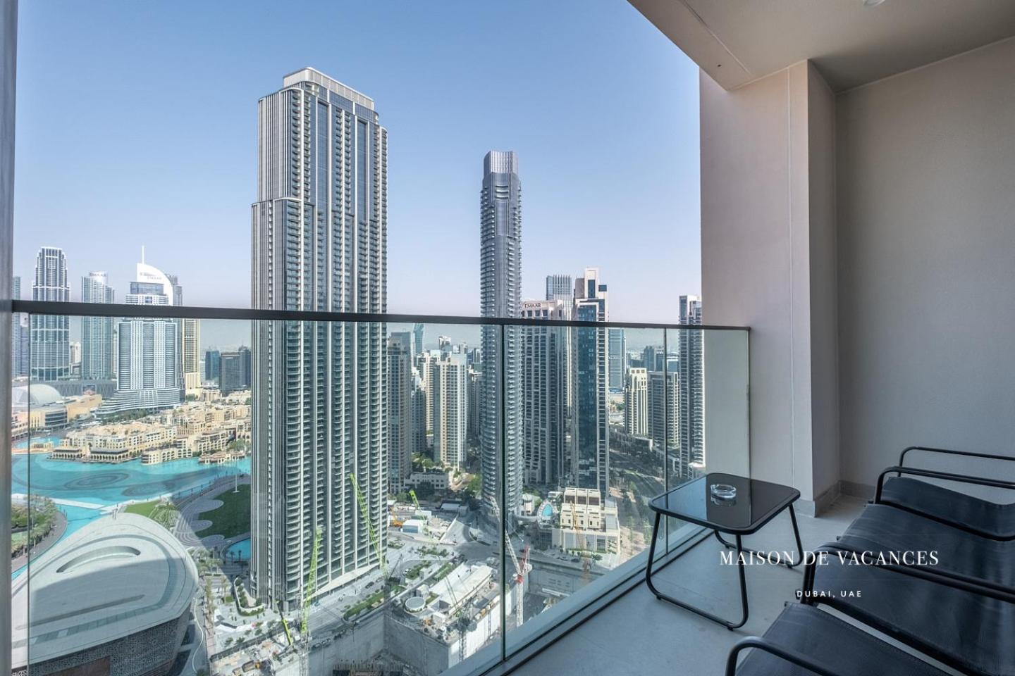 Apartment Three Bedroom In Downtown With Burj Khalifa View *