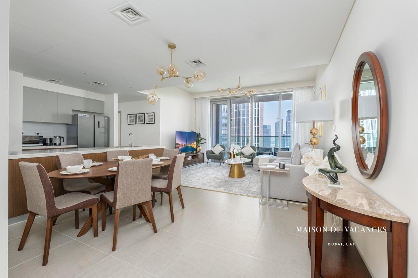Three Bedroom In Downtown With Burj Khalifa View Dubai