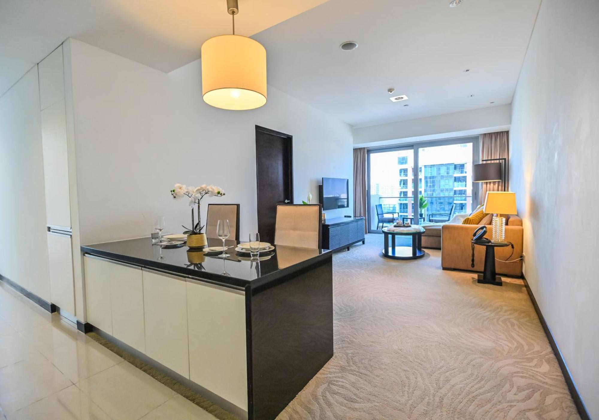 Luxury - Stunning Marina View - 5-star Amenities * Dubai