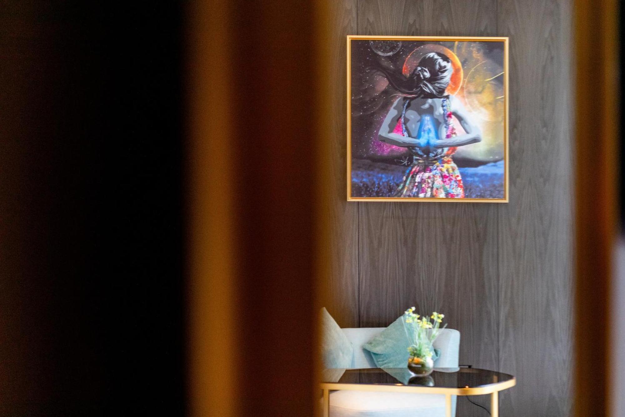 Superluxury In Five Palm, Pool & Access Apartment