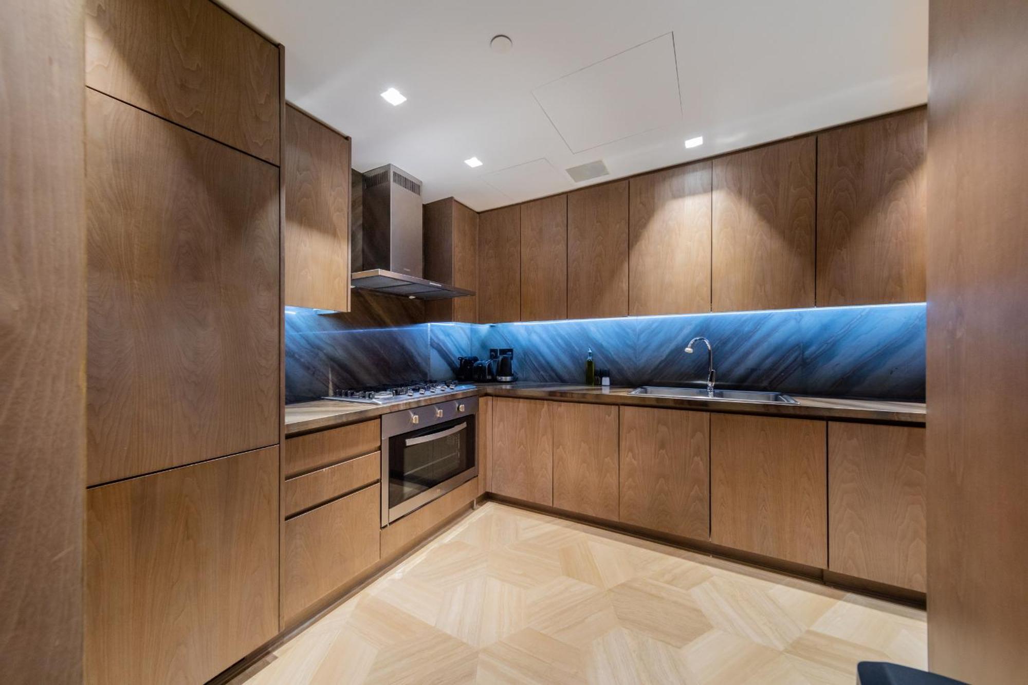 Superluxury In Five Palm, Pool & Access Apartment *