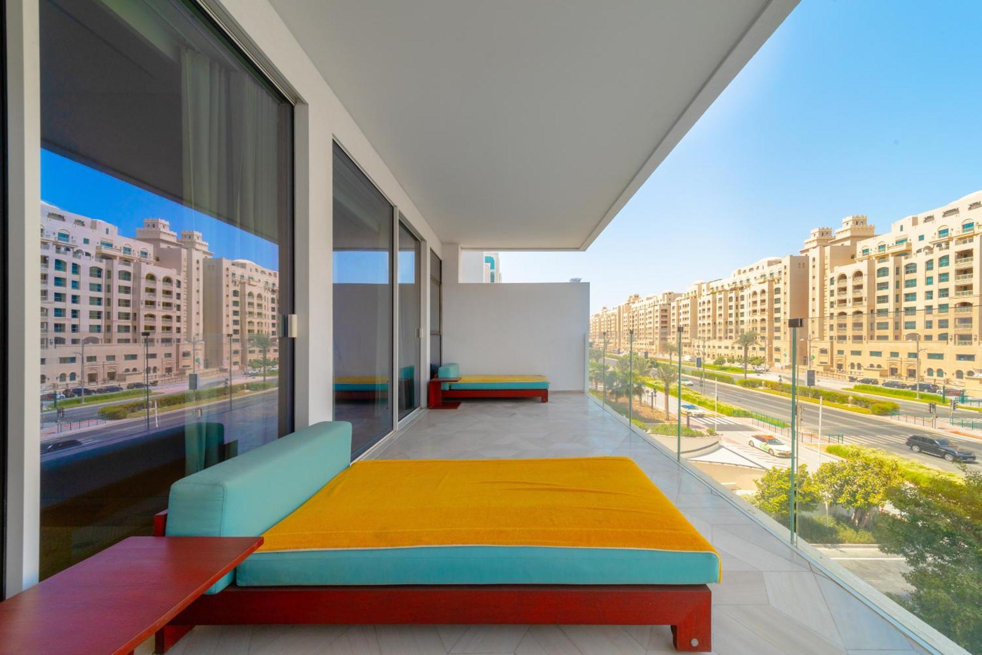Superluxury In Five Palm, Pool & Access Apartment Dubai