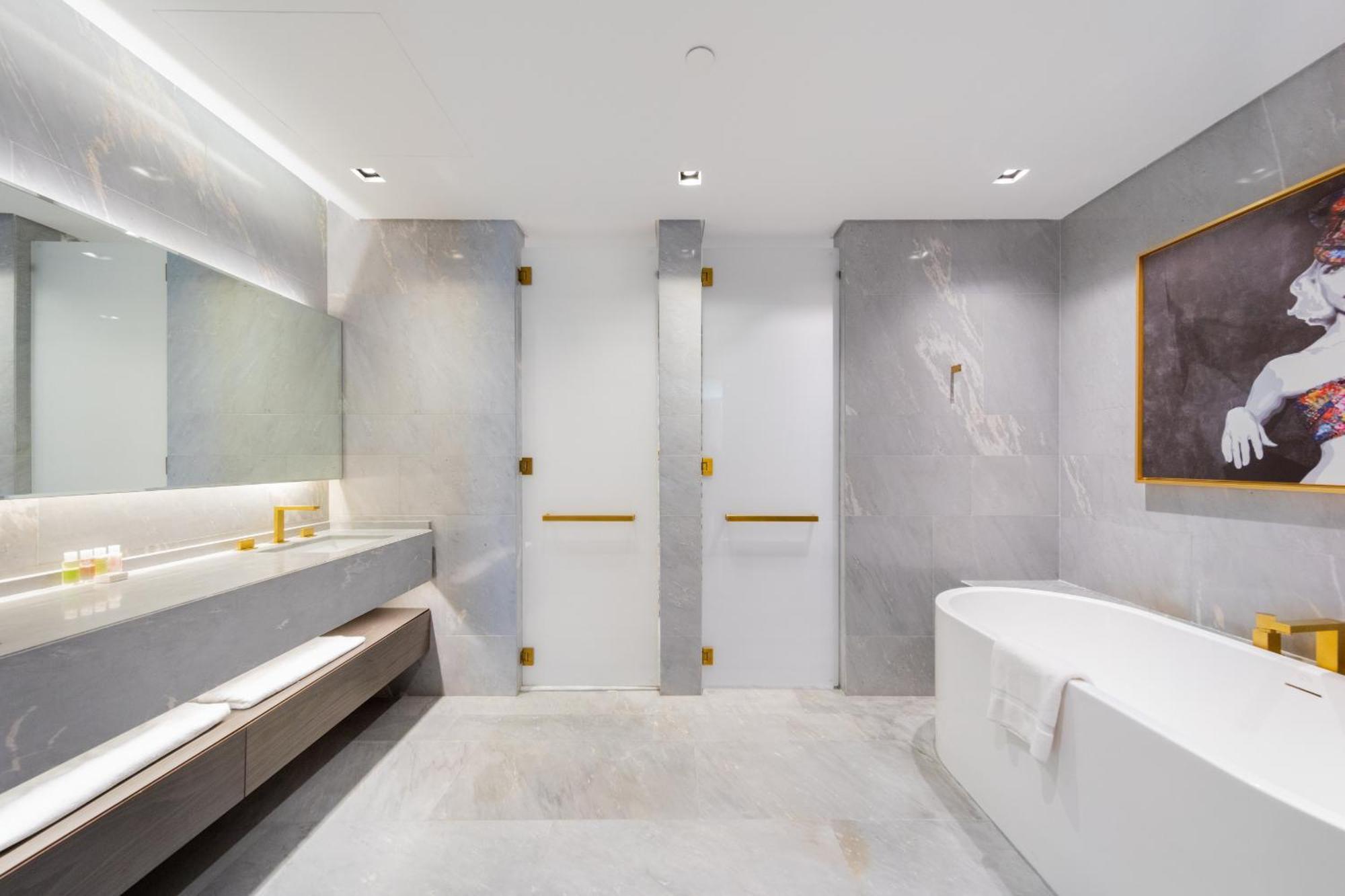 Superluxury In Five Palm, Pool & Access Apartment *