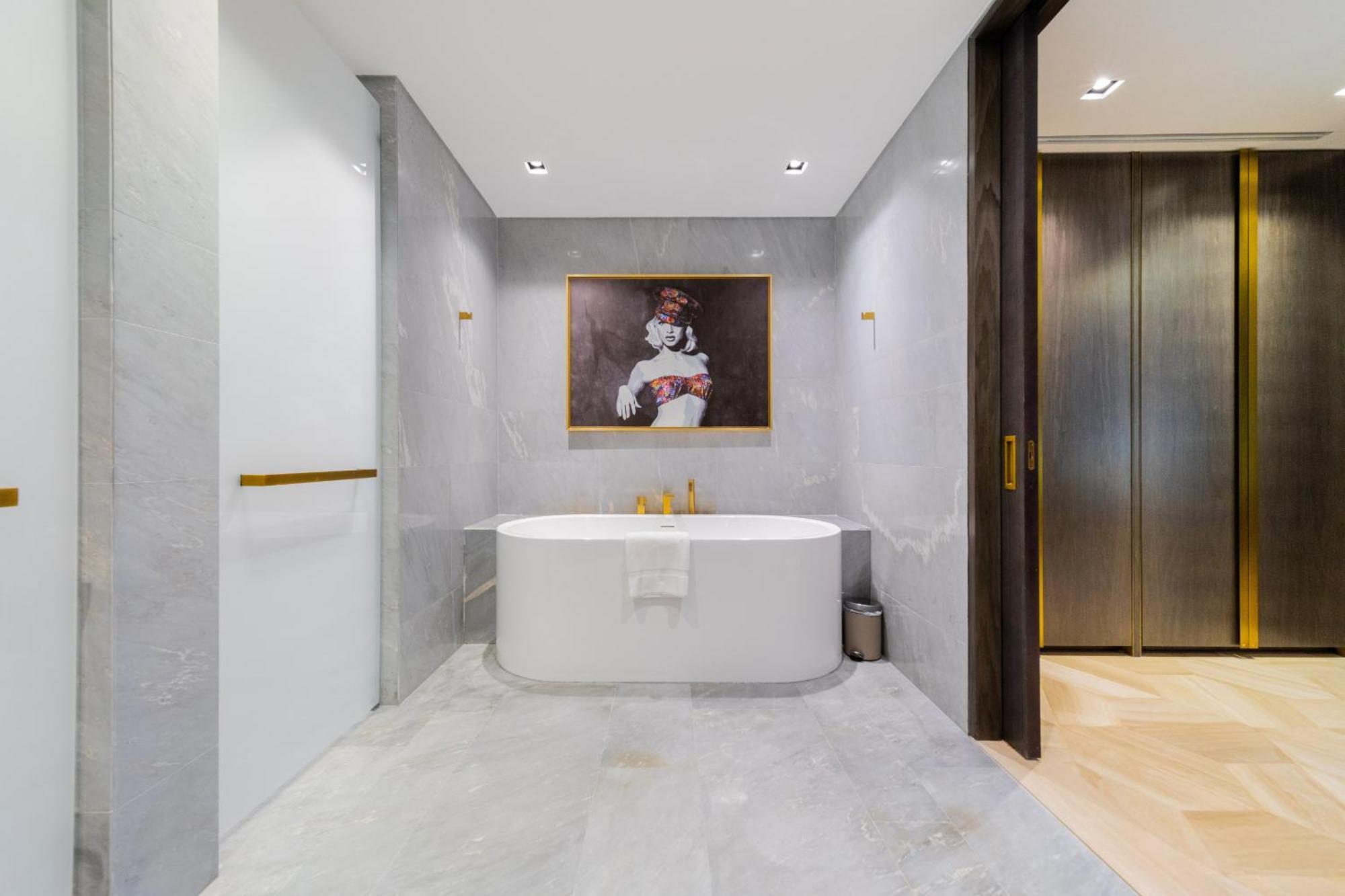 Apartment Superluxury In Five Palm, Pool & Access Dubai