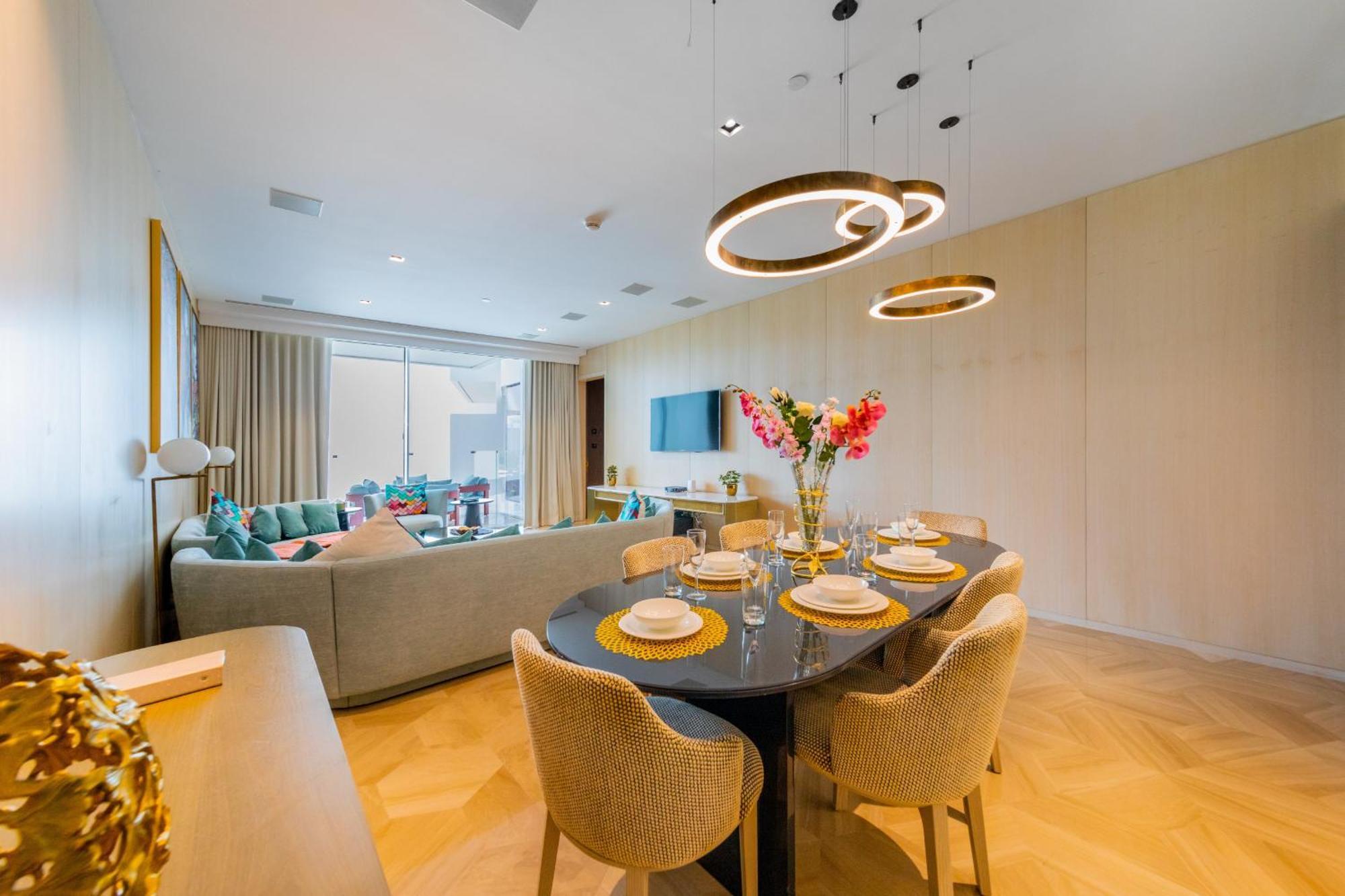 Superluxury In Five Palm, Pool & Access Apartment *