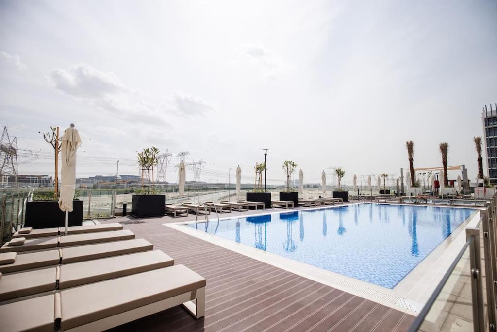 Bright & Modern In Azizi Riviera Apartment *