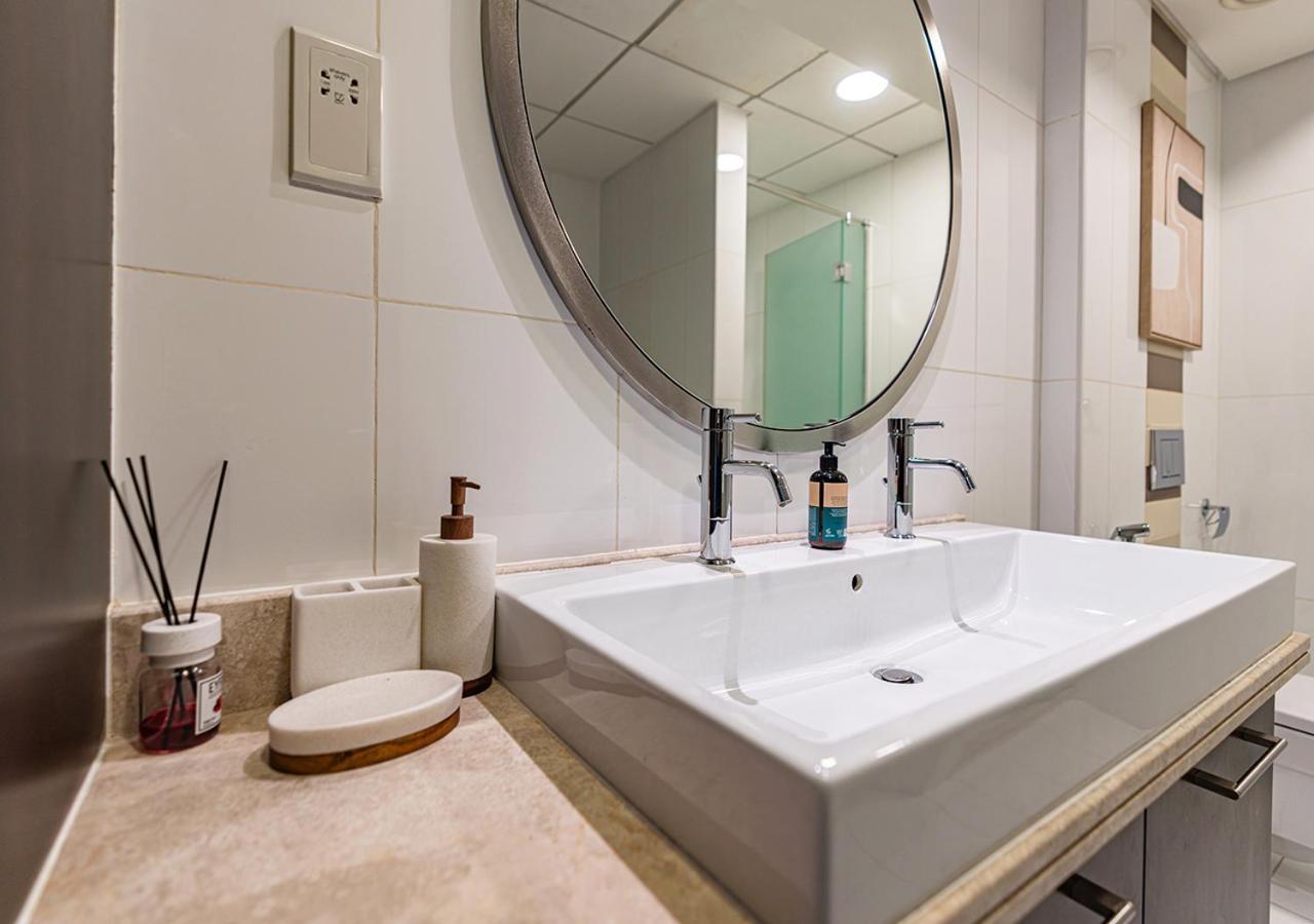 Apartment Luxurious 2-bedroom In Downtown With Burj Khalifa View *