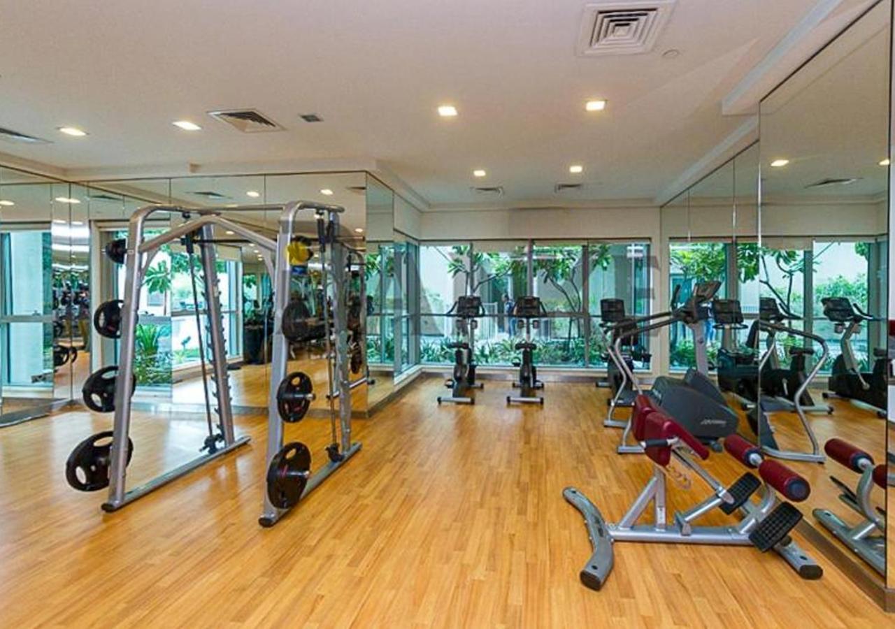 Luxurious 2-bedroom In Downtown With Burj Khalifa View