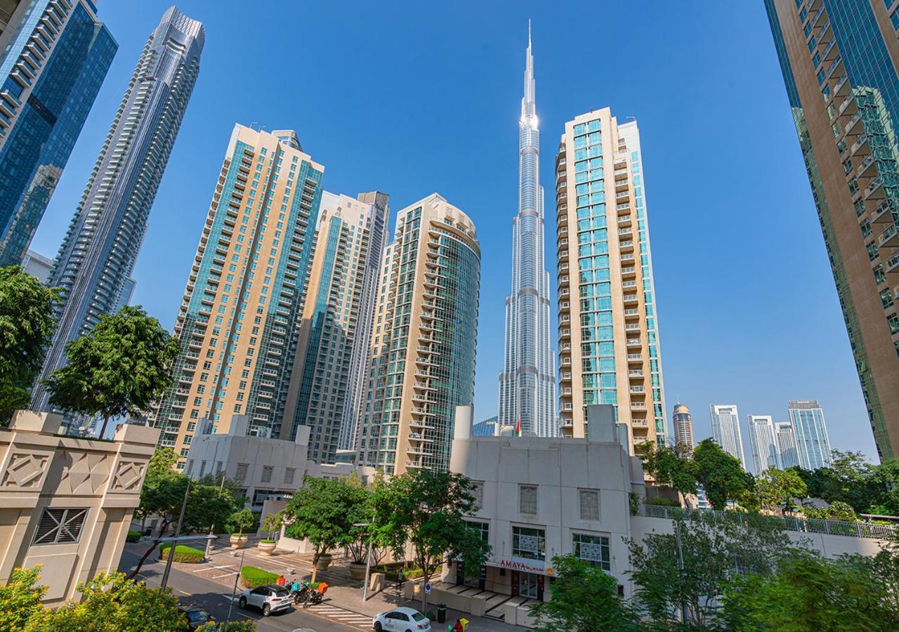 Luxurious 2-bedroom In Downtown With Burj Khalifa View