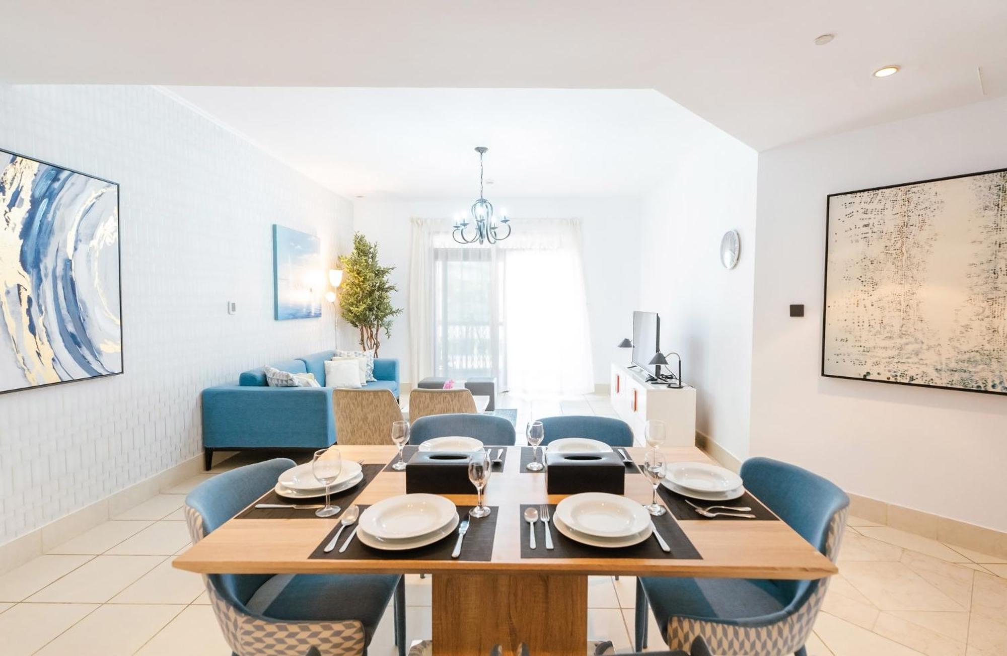 Elegant 2br In Yansoon 3 With Burj Khalifa Views Apartment
