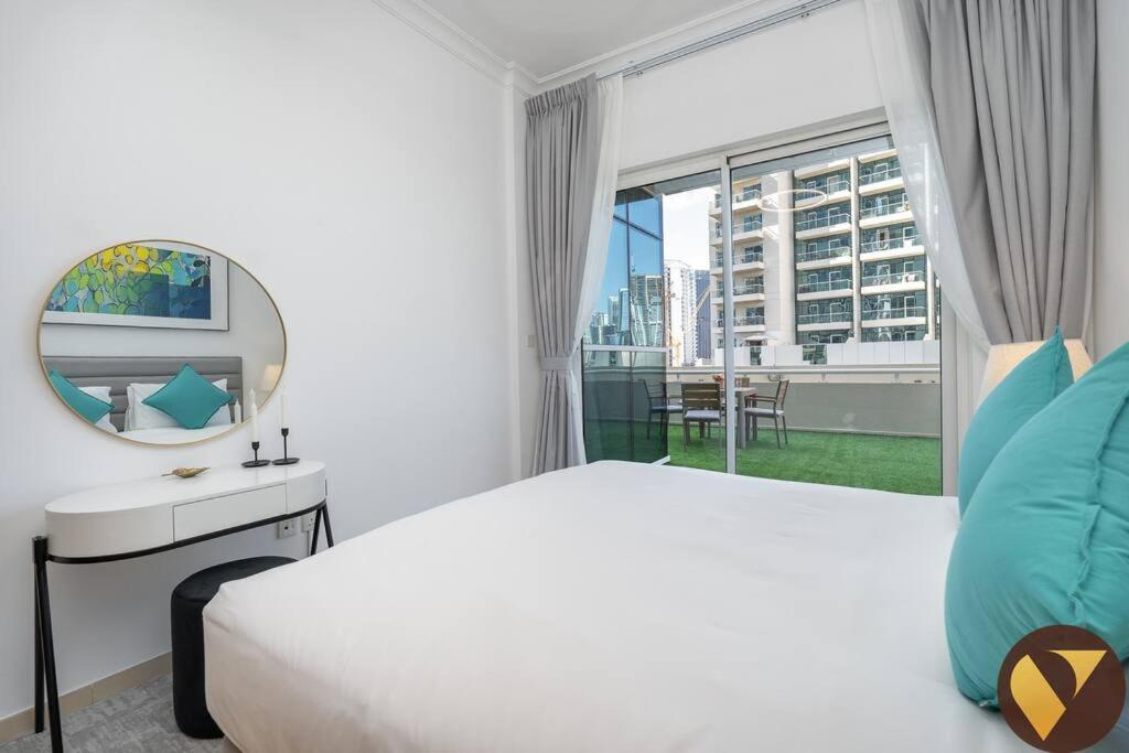 Vogue With Big Terrace And Full Canal View, Partial Burj Khalifa View Located Business Bay, Marasi Drive - Mayfair Apartment *