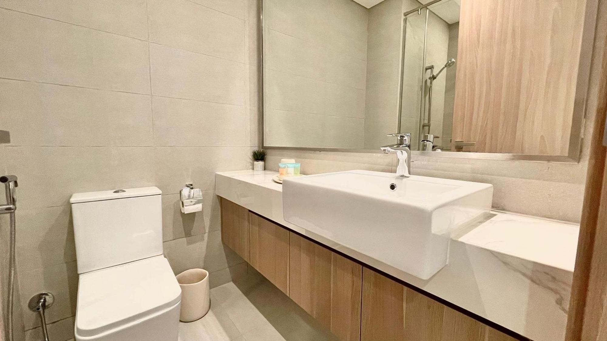 Luxury Interior With Direct Burj Khalifa Views In The Heart Of *