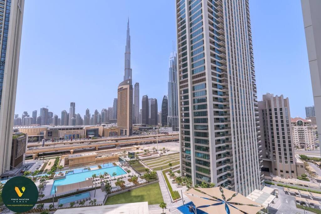 Downtown Views Ii - Vogue Luxurious Two-bedroom With Balcony And Full Burj Khalifa, Opposite Mall Skybridge Apartment