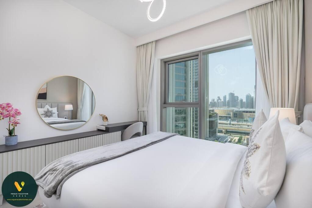 Apartment Downtown Views Ii - Vogue Luxurious Two-bedroom With Balcony And Full Burj Khalifa, Opposite Mall Skybridge *
