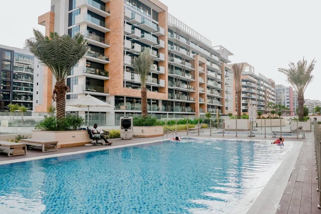 Cozy With Garden Views In Nad Al Sheba * Dubai