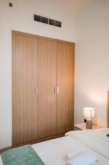 Cozy With Garden Views In Nad Al Sheba Dubai