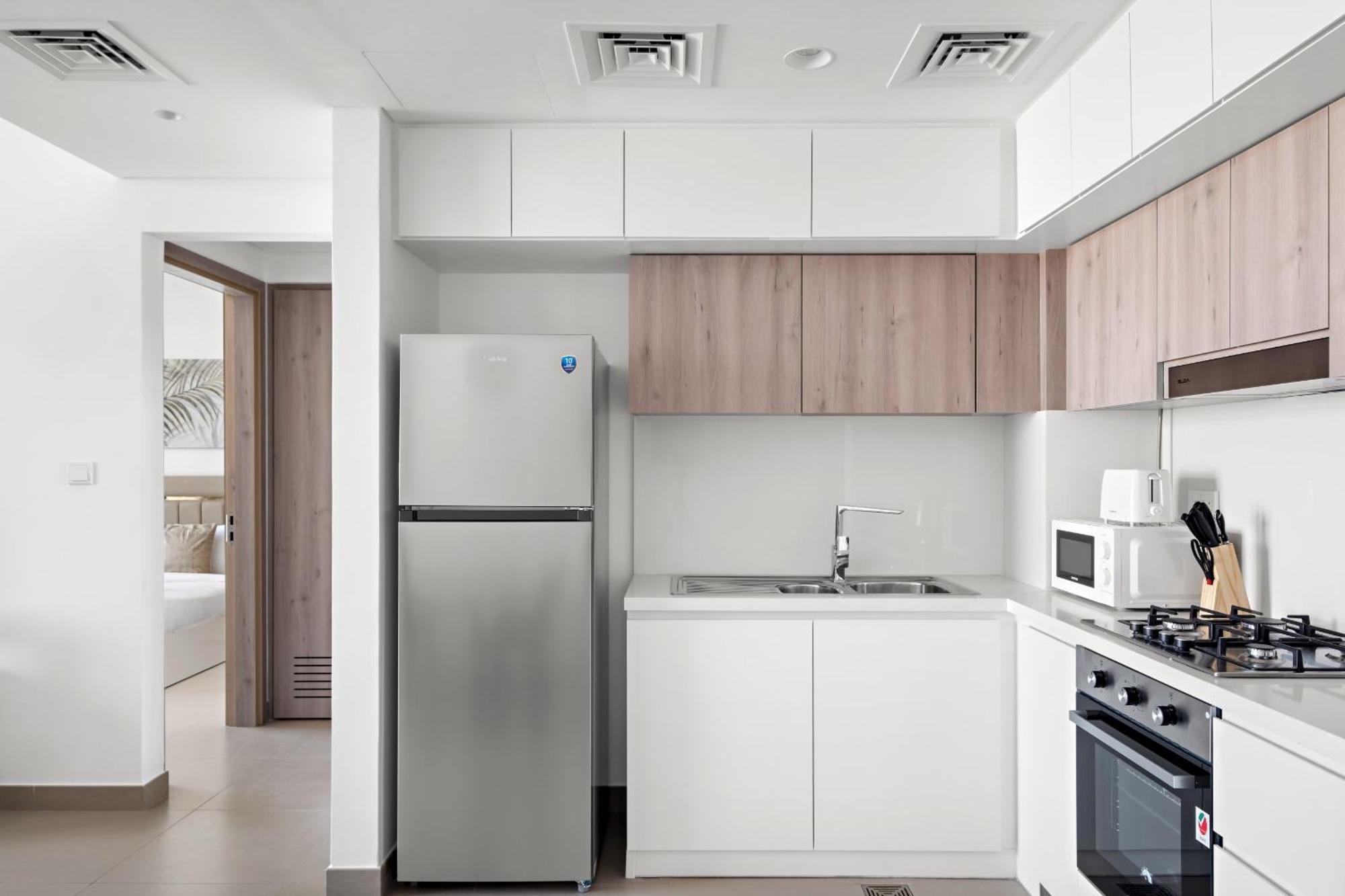 Vayk - Large 1-bedroom Close To The Hospital And Hills Mall Apartment Dubai