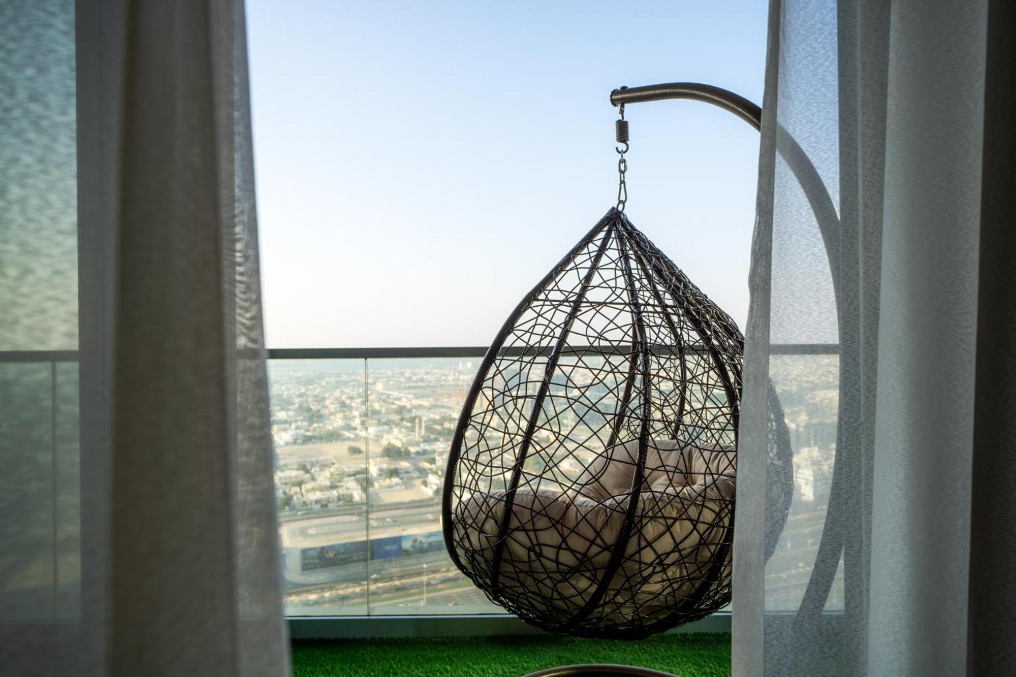 Apartment Burj Khalifa Infinity Pool 2br Sea & View Dubai