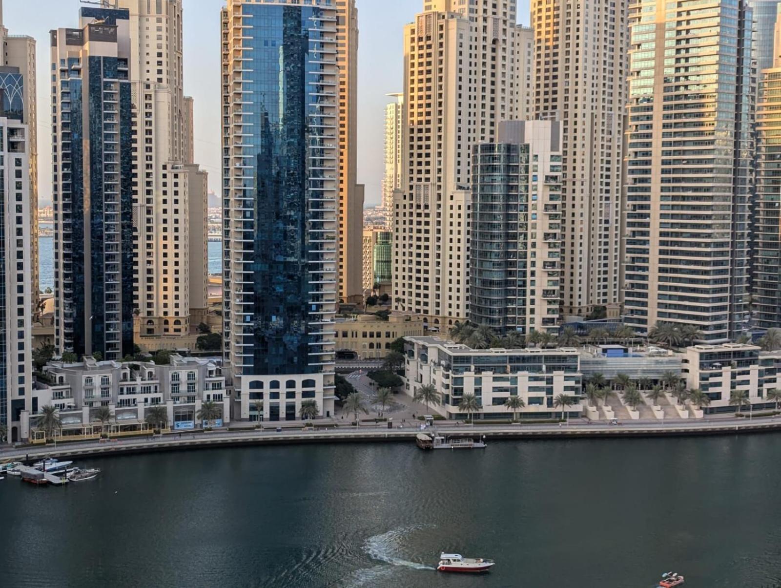 Stunning 2br With Full Marina View *