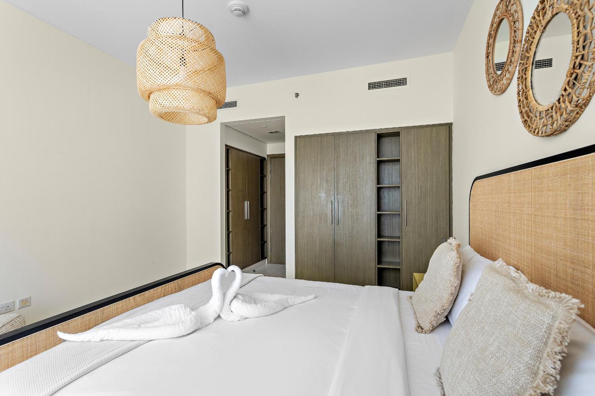Vayk - Modern 1 Bd In The Heart Of Downtown Apartment *