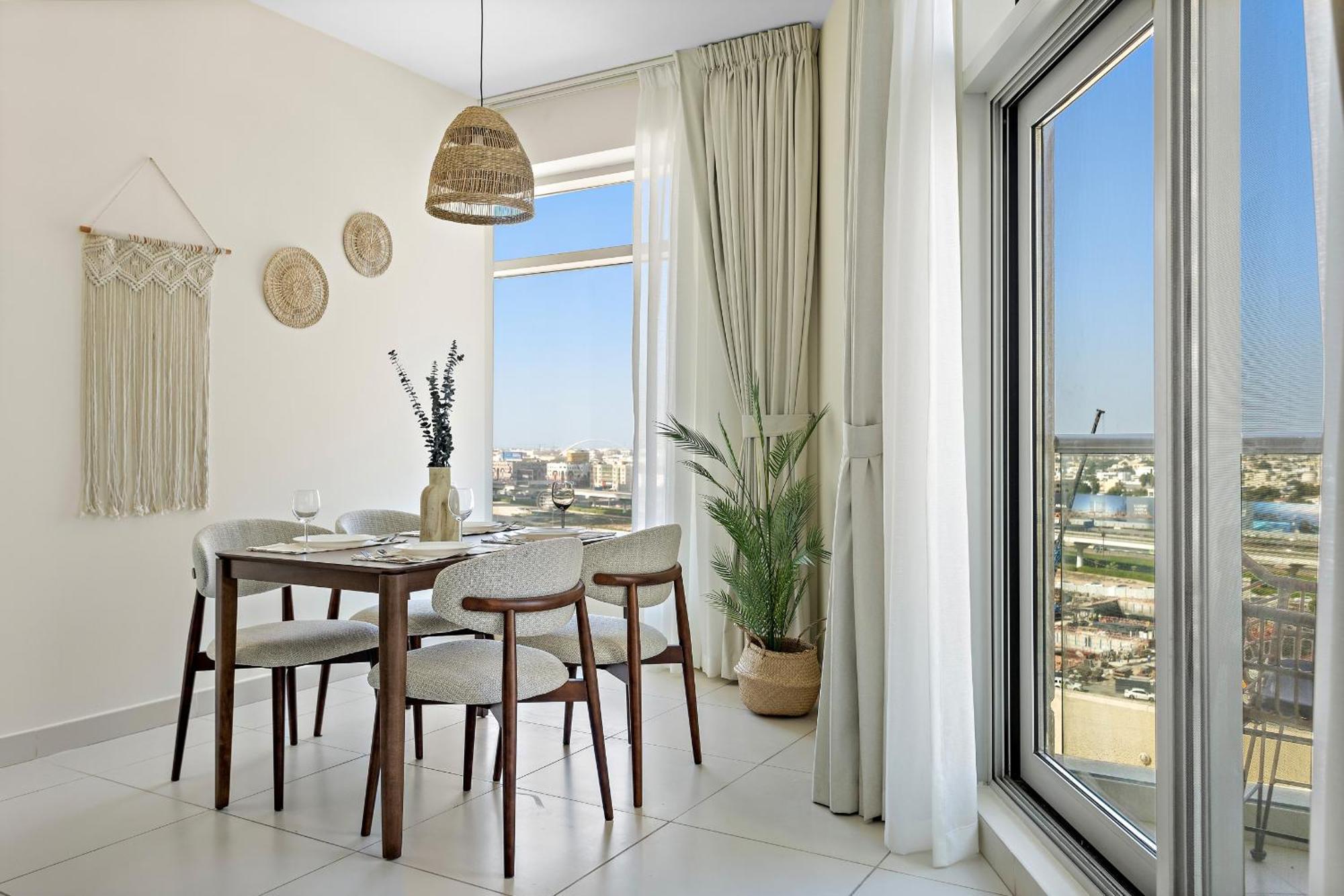 Vayk - Modern 1 Bd In The Heart Of Downtown Apartment