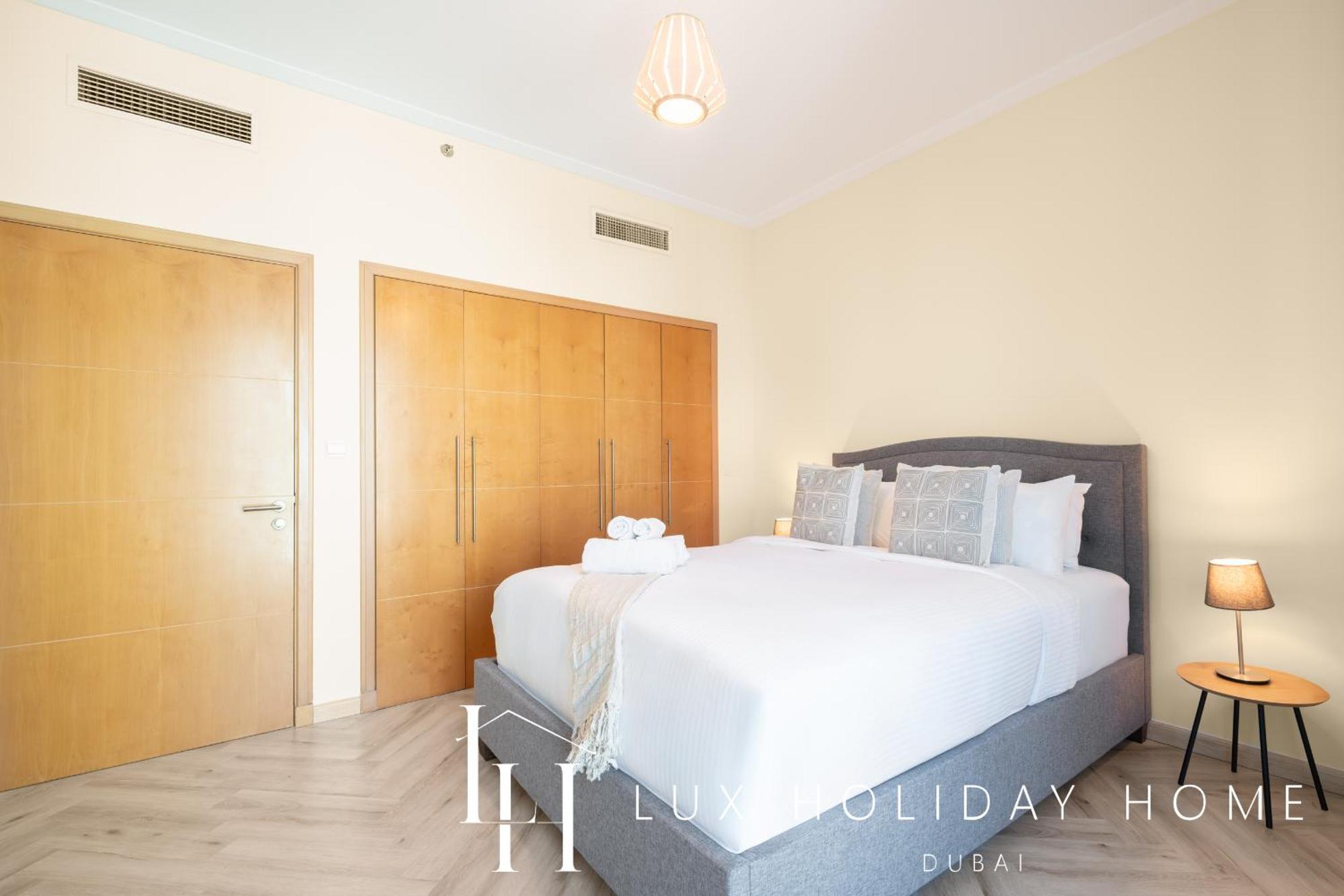 Apartment Lux The Shemara Marina View