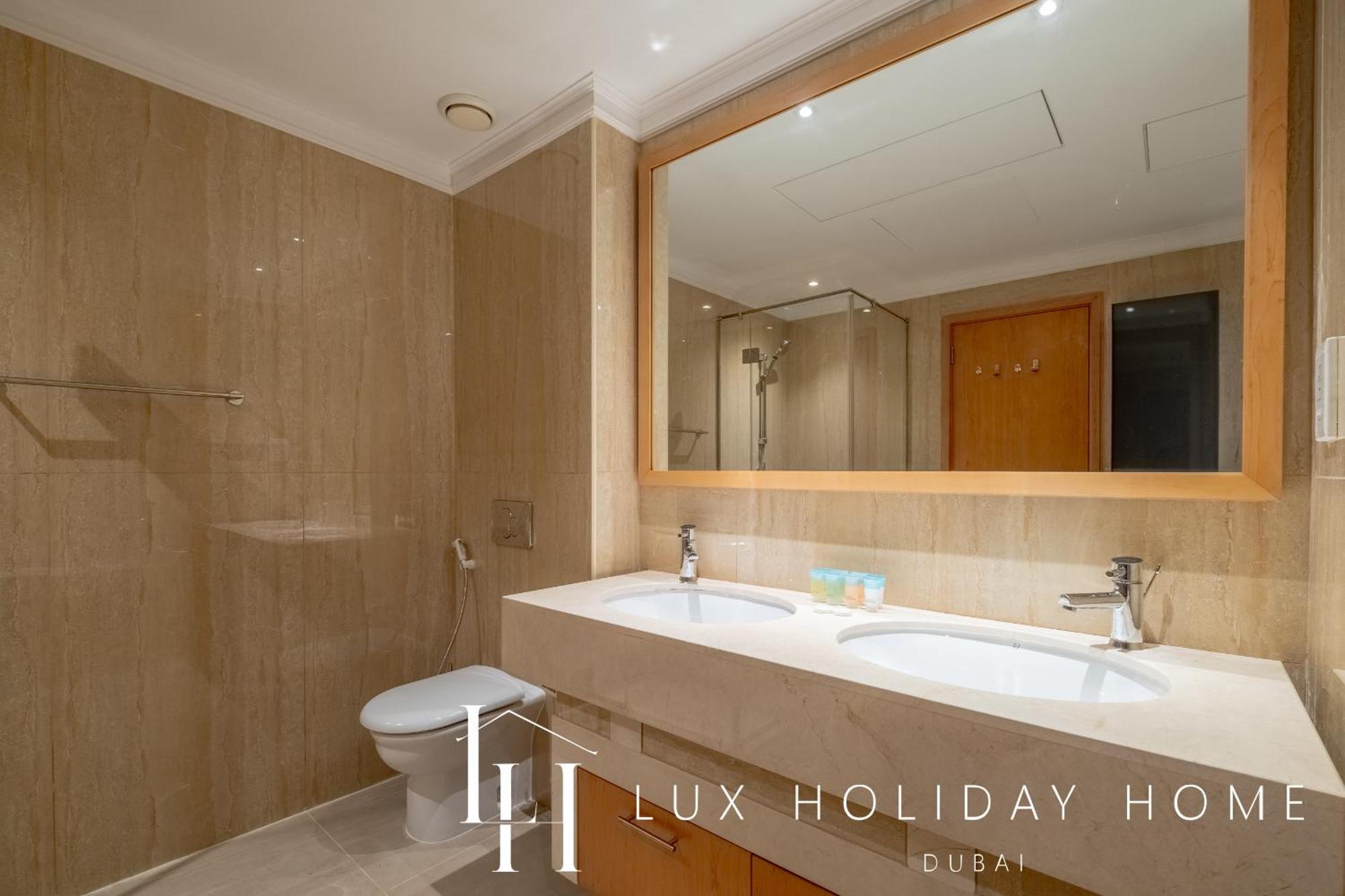 Lux The Shemara Marina View * Dubai