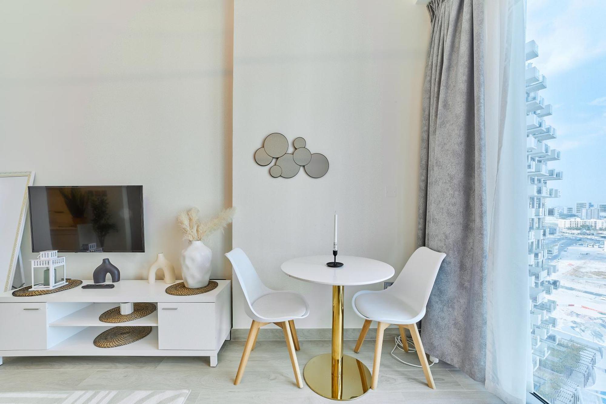 Apartment Elegant In Al Jaddaf With Modern Amenities Dubai