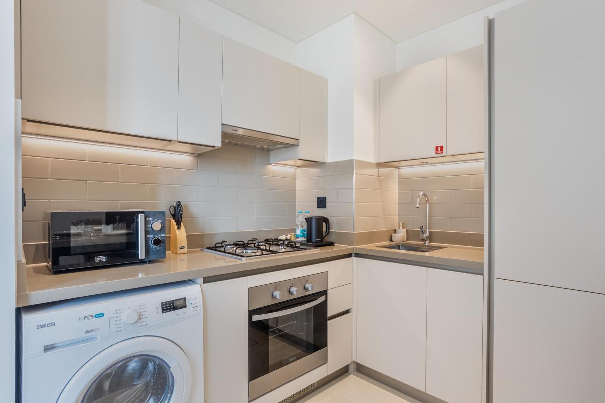 By Latinem Luxury 1br Cv B207 Near Burj Khalifa