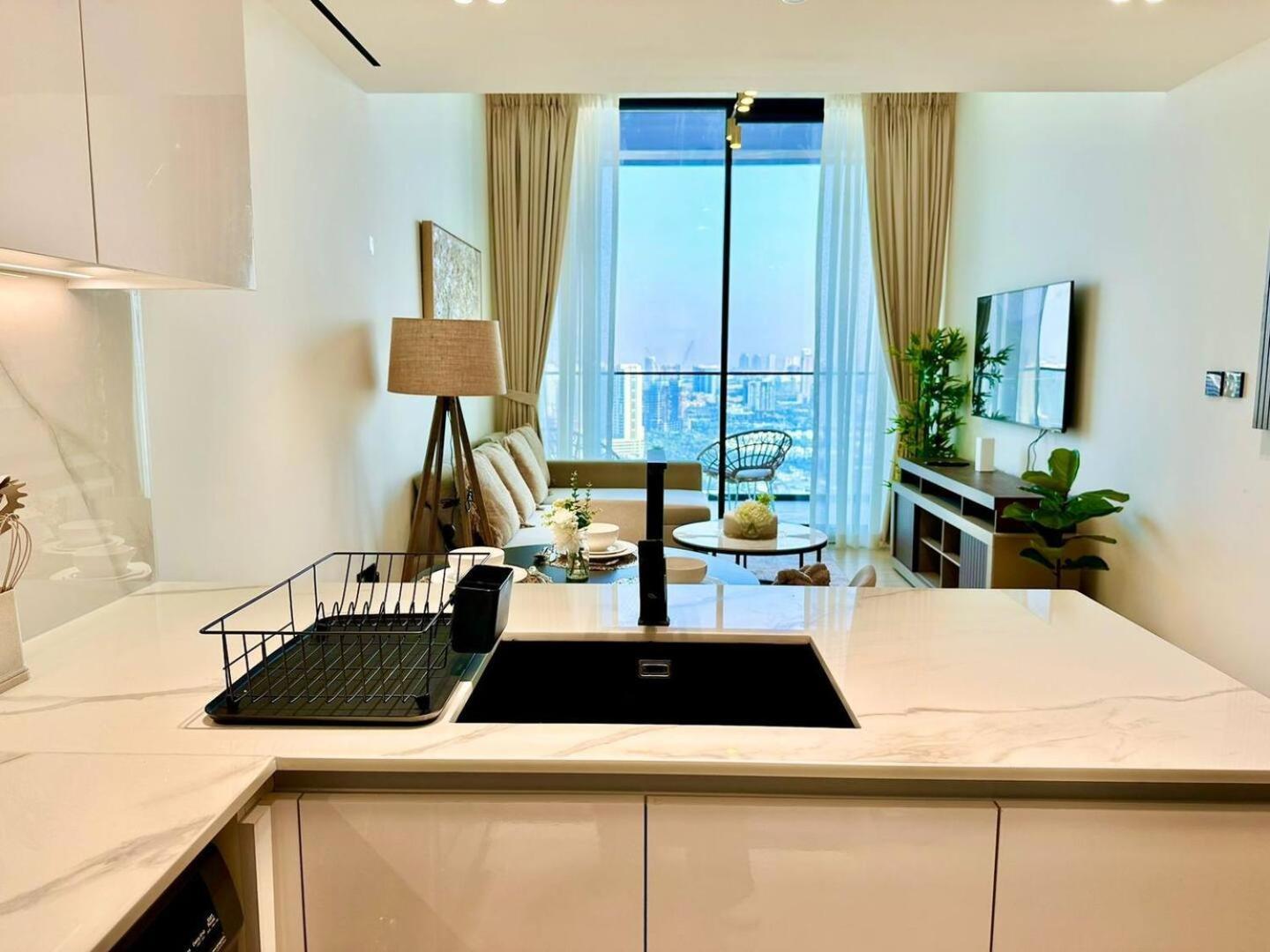 Fully Furnished 1 Bedroom With Balcony Apartment