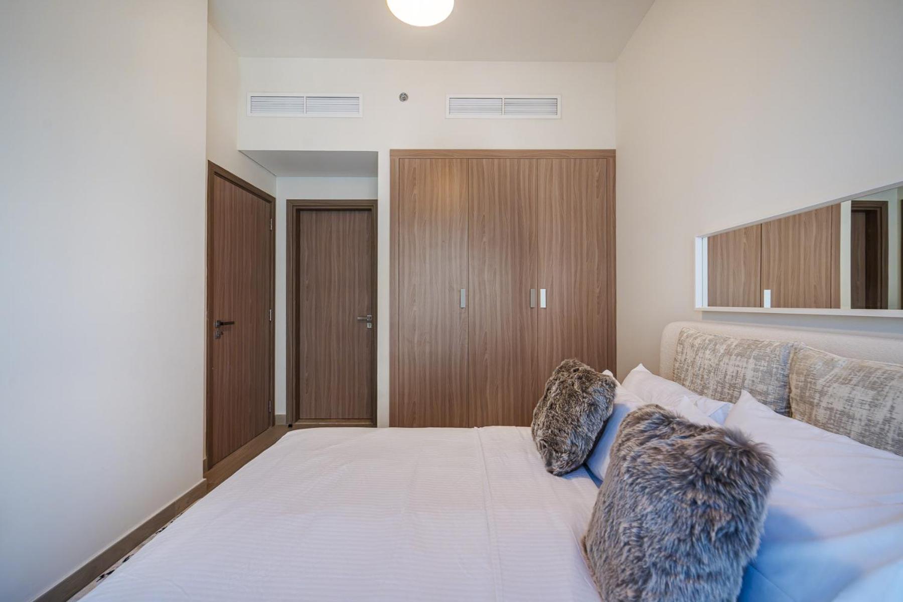 Stylish 1 Bedroom In Meydan Apartment *