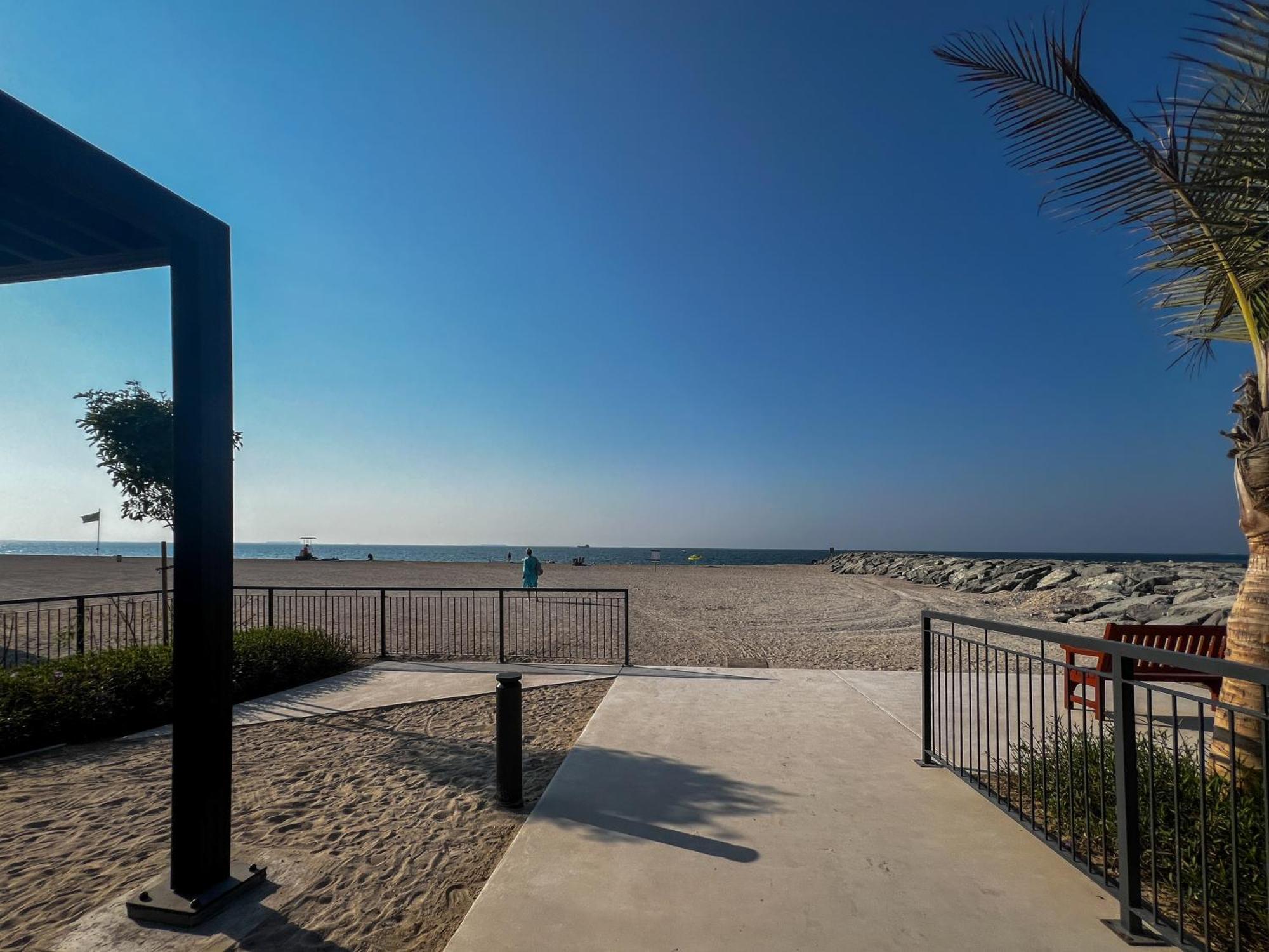 Apartment Exquisite 2br In La Cote Building 5