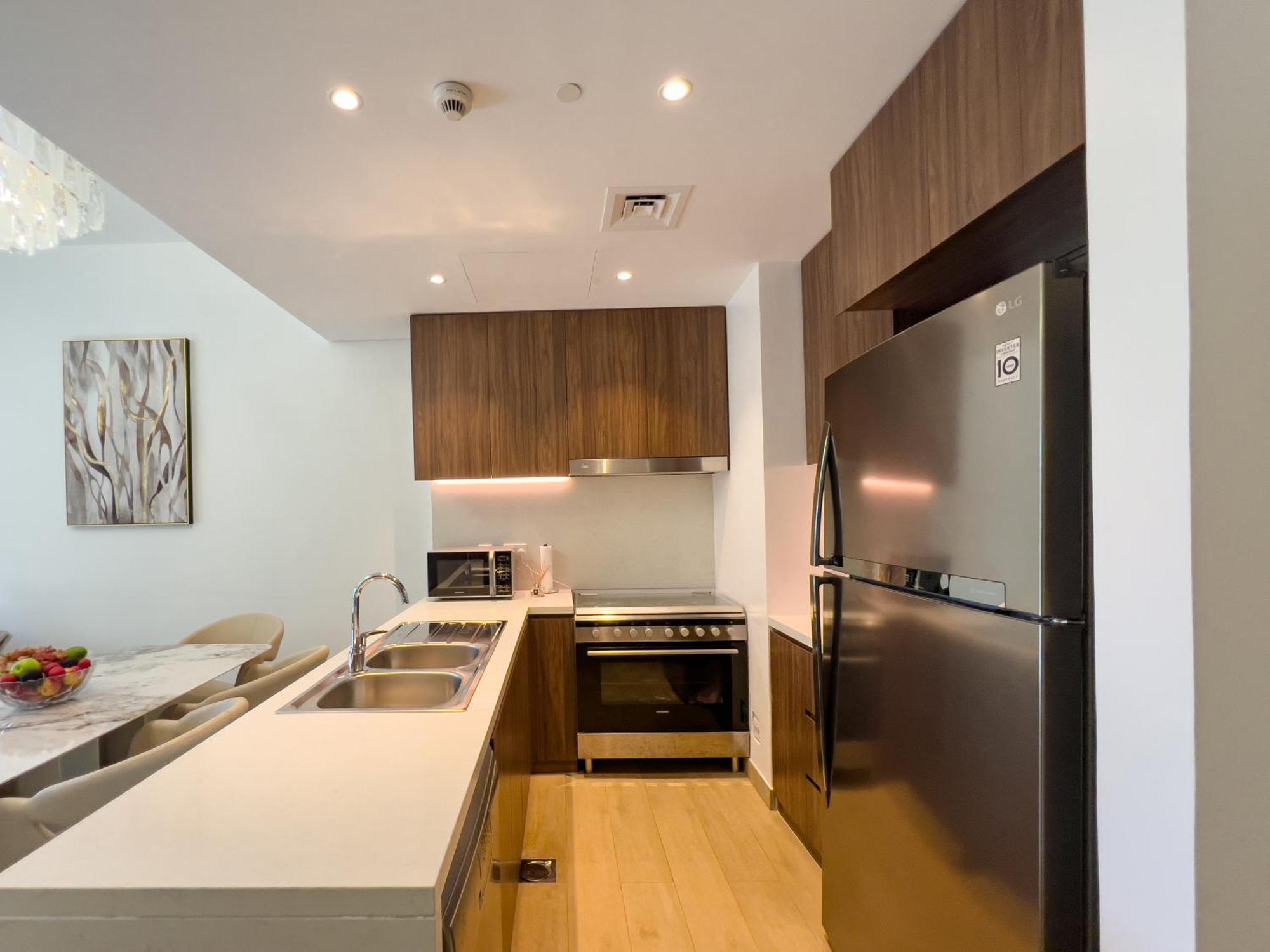 Exquisite 2br In La Cote Building 5 Apartment Dubai