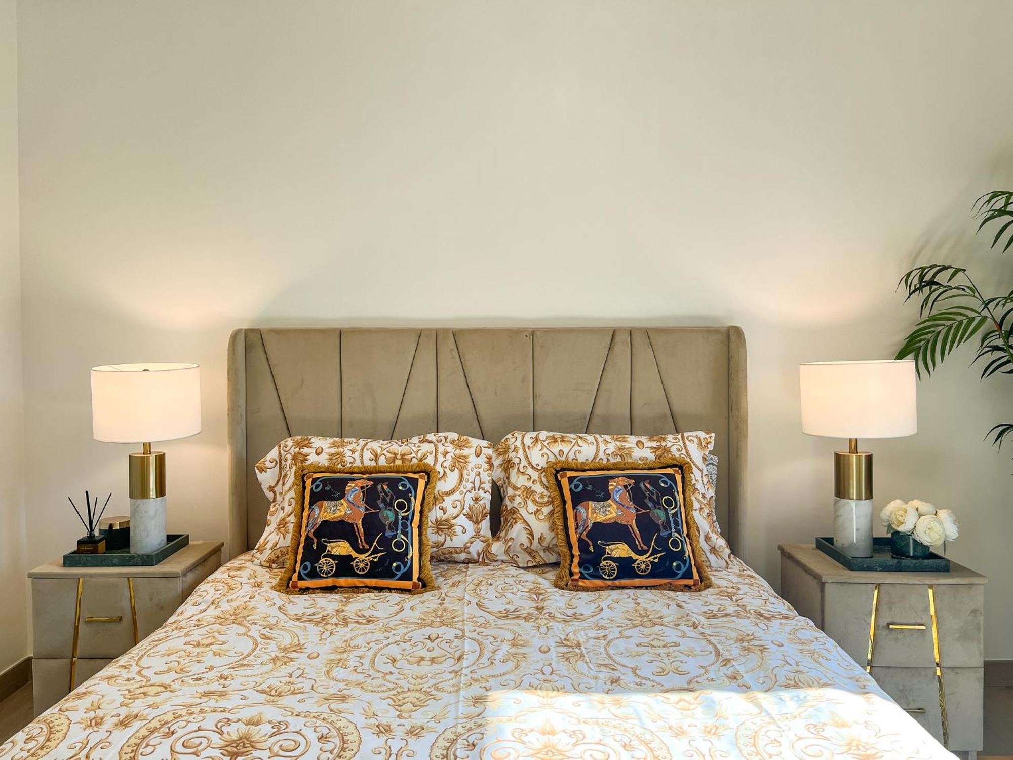 Exquisite 2br In La Cote Building 5 Apartment Dubai