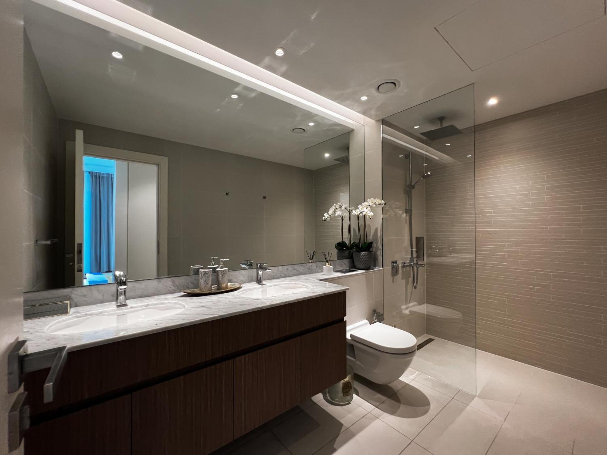 Exquisite 2br In La Cote Building 5