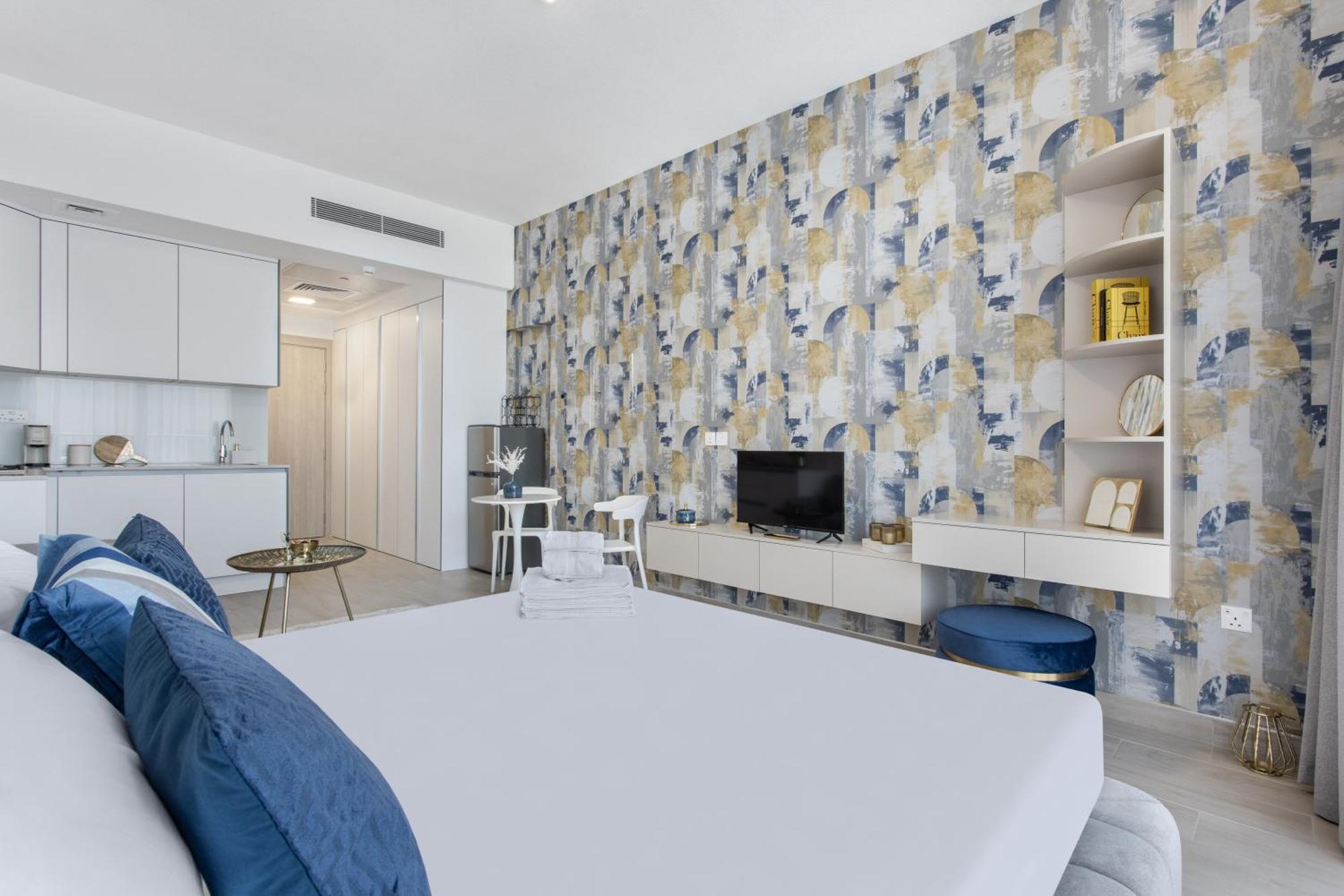 Elegant In Luma 22 Prime Location * Dubai