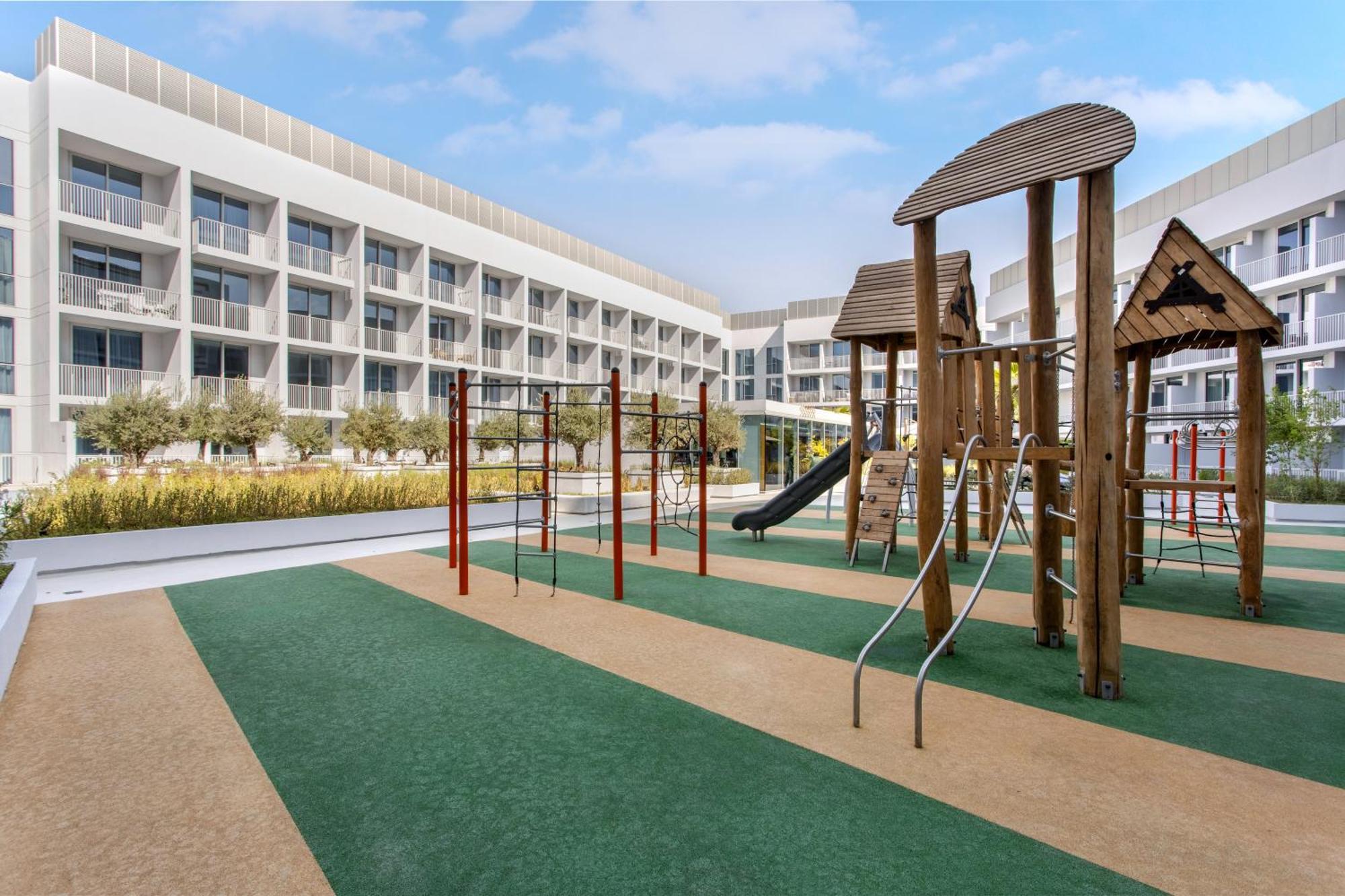 Elegant In Luma 22 Prime Location Apartment Dubai