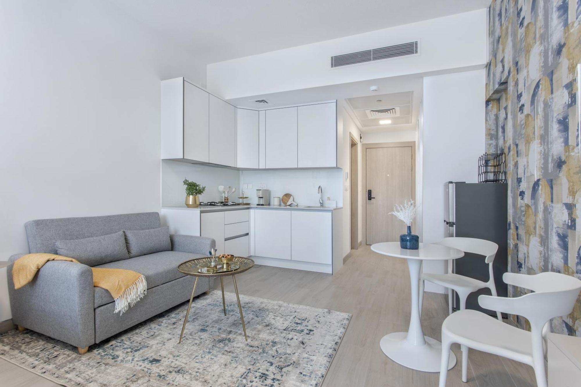 Elegant In Luma 22 Prime Location Apartment Dubai