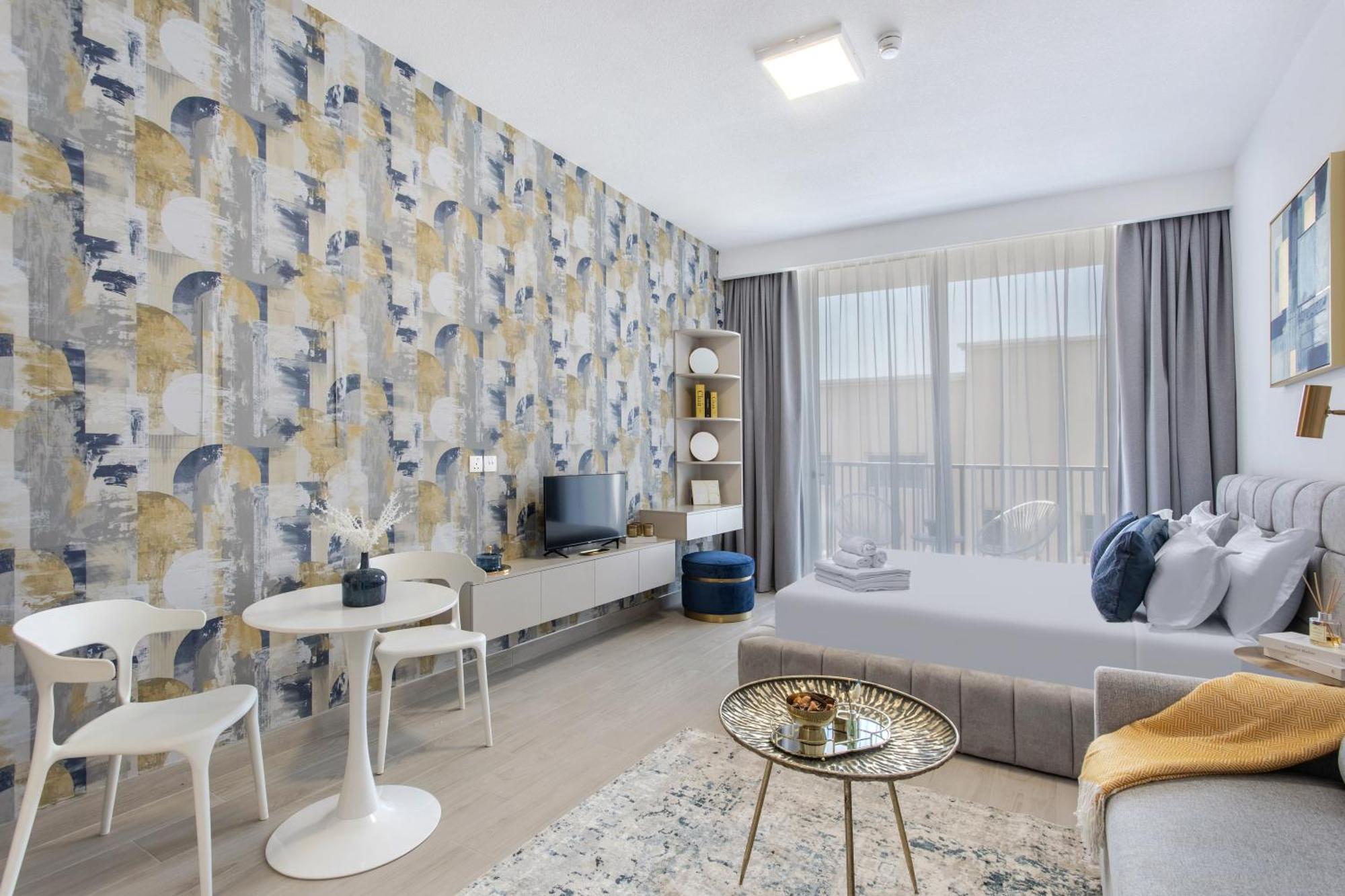 Elegant In Luma 22 Prime Location *