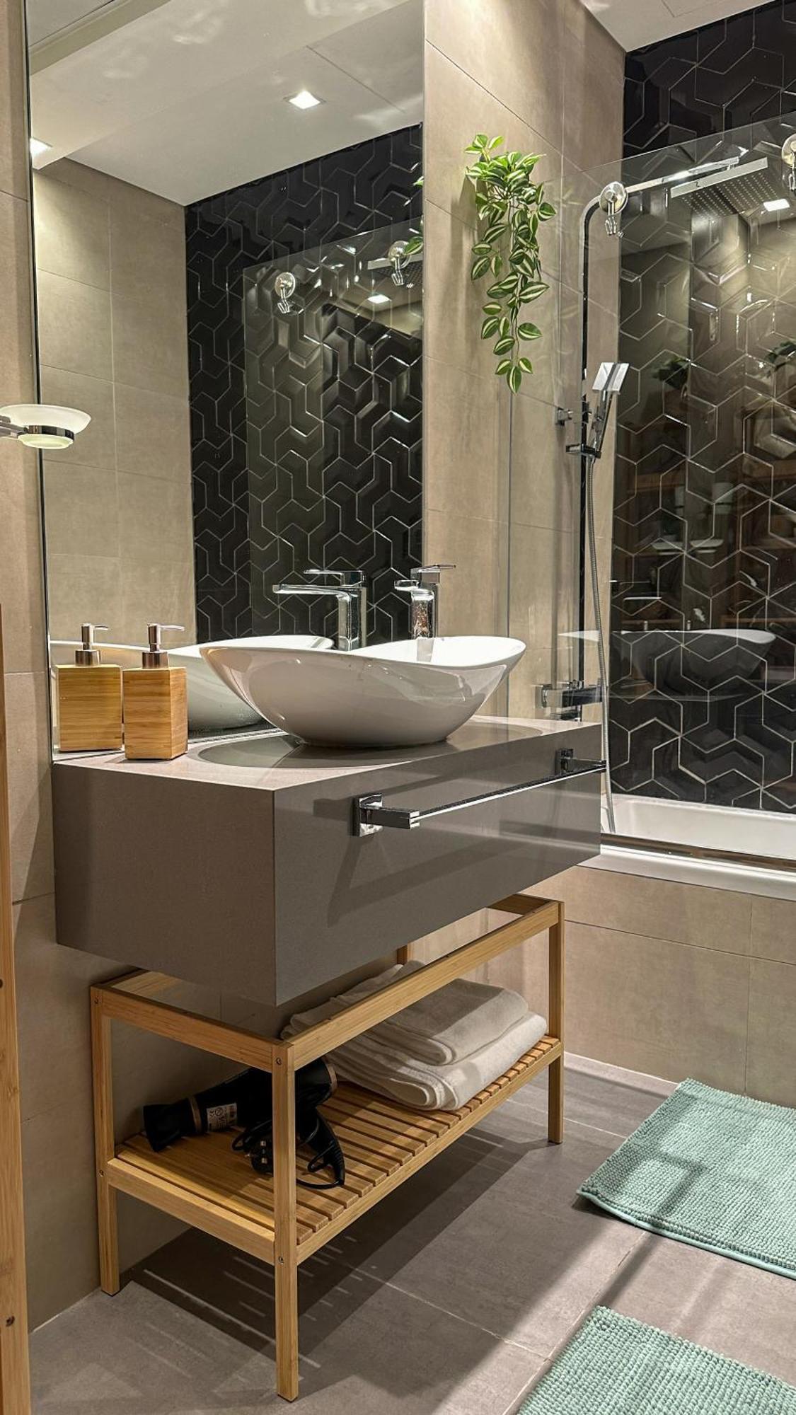 Stylish Studio, Center Area, Close To Burj Khalifa Apartment *