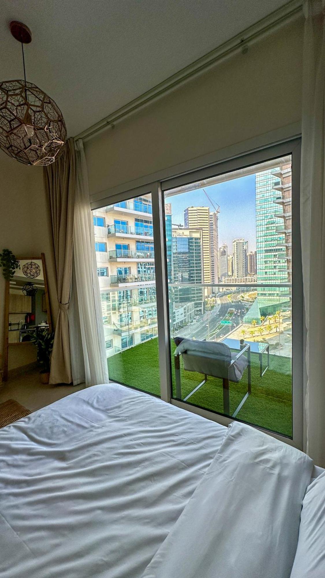 Apartment Stylish Studio, Center Area, Close To Burj Khalifa Dubai