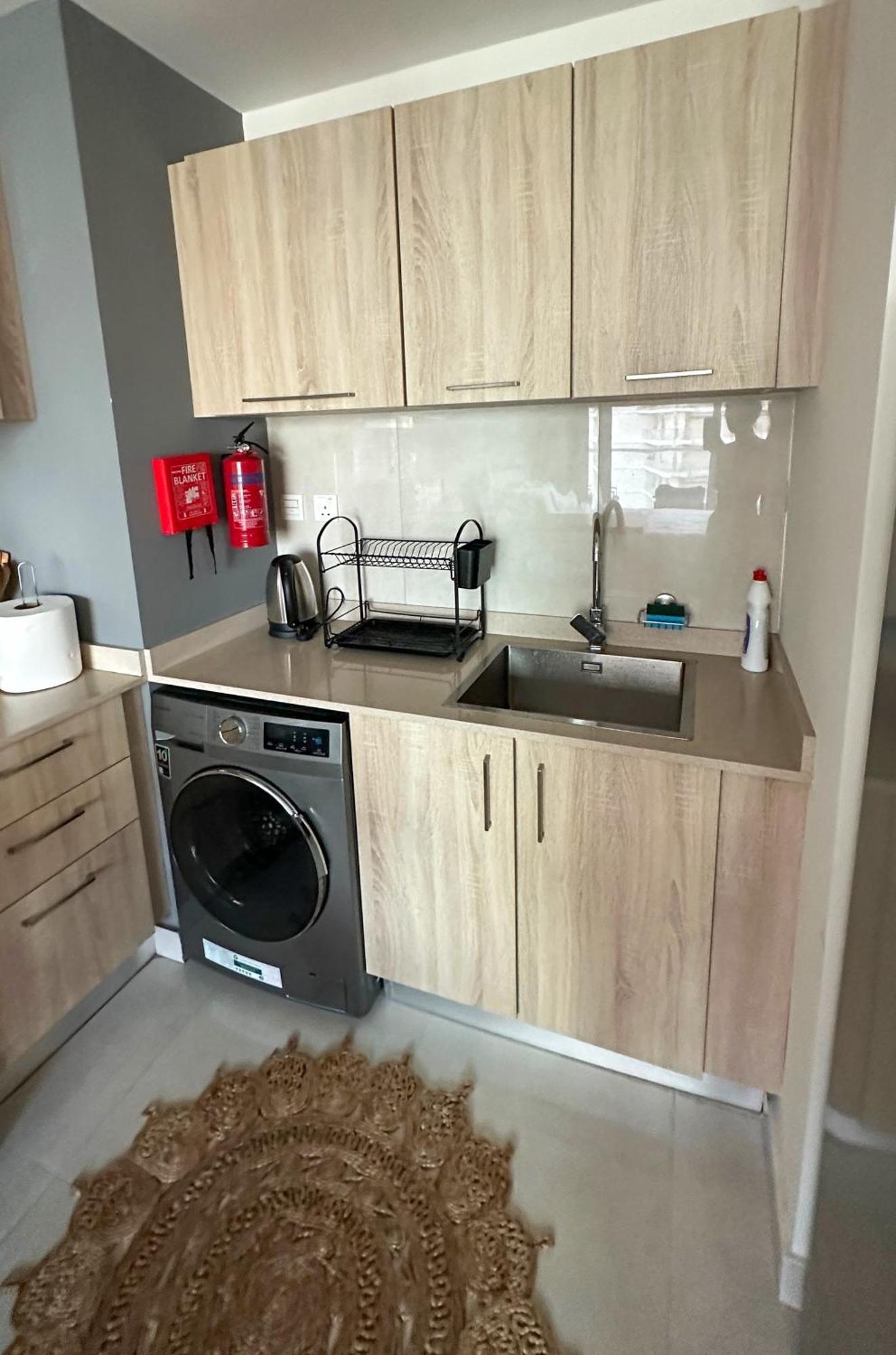Stylish Studio, Center Area, Close To Burj Khalifa