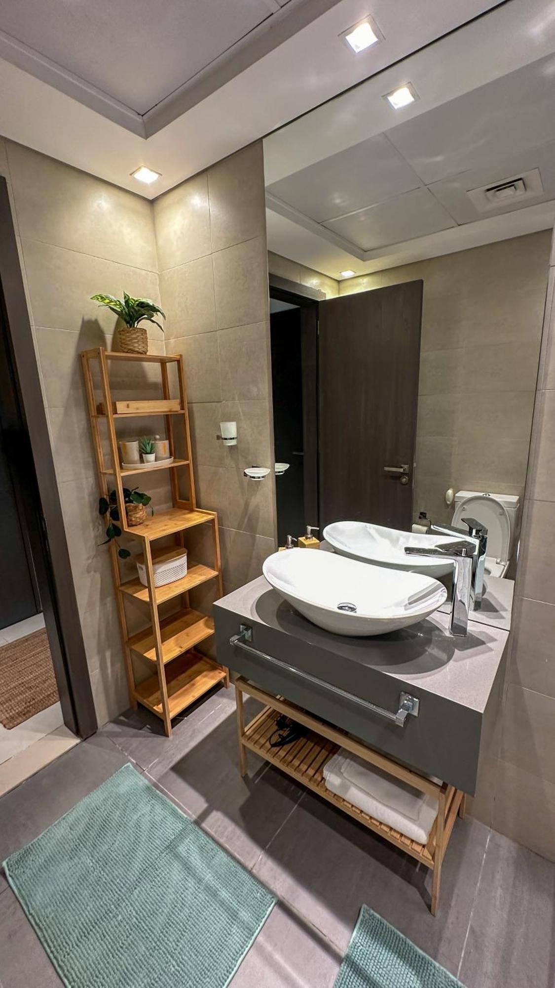 Stylish Studio, Center Area, Close To Burj Khalifa * Dubai